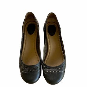 Frye Carson Perf low heel size 9.5